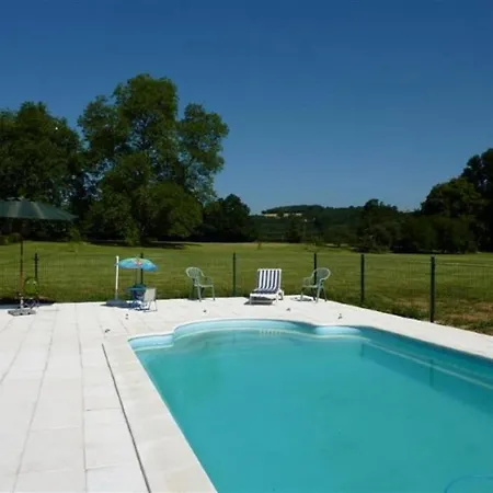 Nocleg ze śniadaniem Domaine De Lalande 3*