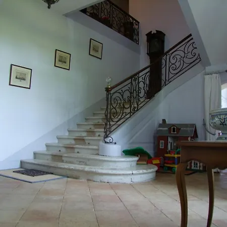 Domaine De Lalande 3* Vénès