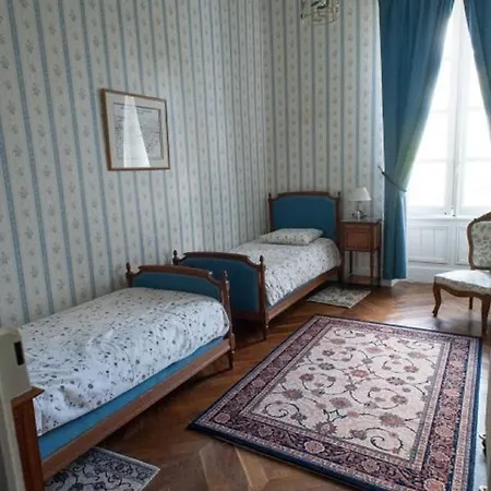 Domaine De Lalande Bed and breakfast Vénès
