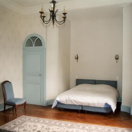 Domaine De Lalande Bed and breakfast 3*