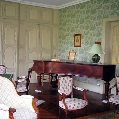 Domaine De Lalande Bed and breakfast 3*