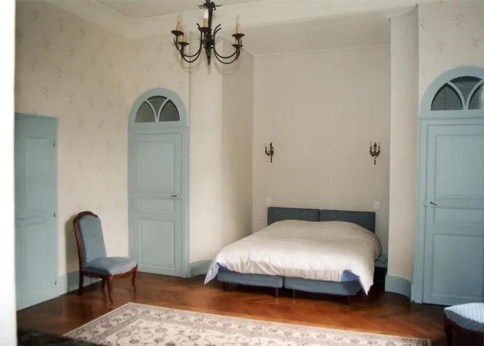 Domaine De Lalande Bed & Breakfast 3*